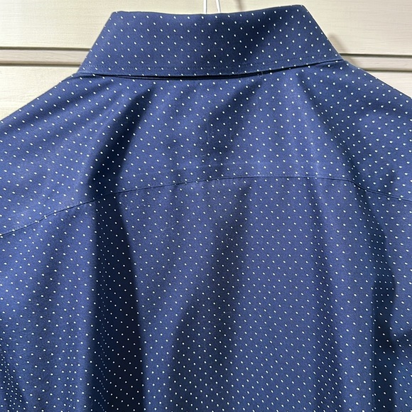 Men’s Banana Republic Dress Shirt in Navy with White Polka Dots — Sz M, Camden - Picture 3 of 3
